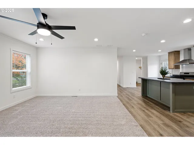 $159,000 | 4900 Royal Avenue, Unit 105, Eugene, OR 97402