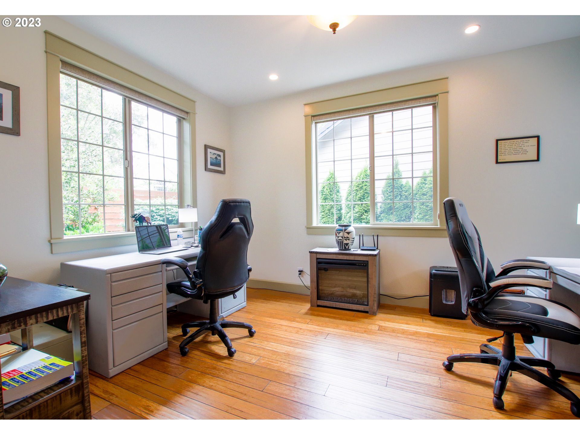 1614 38th Loop Florence, OR 97439 - Photo 13 of 23 Den/Office