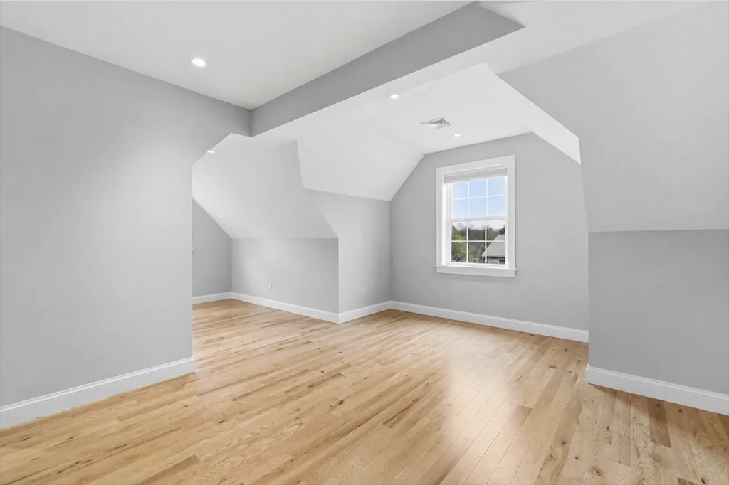 39 French Street Watertown, MA 02472 - Photo 8 of 33