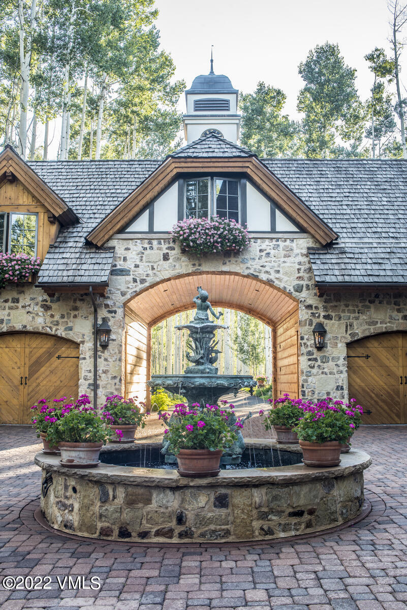 157 Pilgrim Drive Edwards, CO 81632 - Photo 3 of 29 a front view of house with an outdoor seating