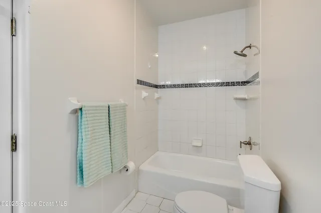 $3,200 | 129 Signature Drive, Melbourne Beach, FL 32951