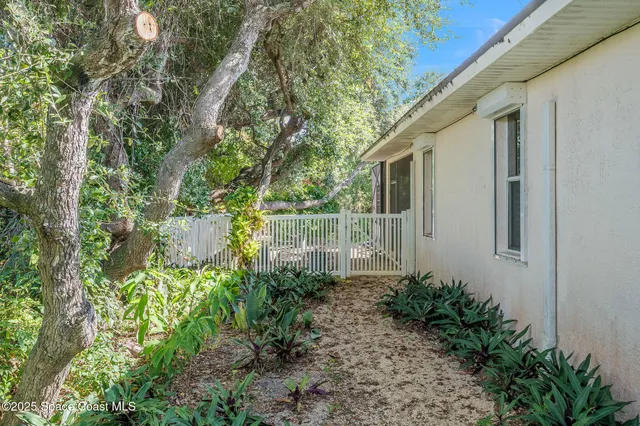 $3,200 | 129 Signature Drive, Melbourne Beach, FL 32951