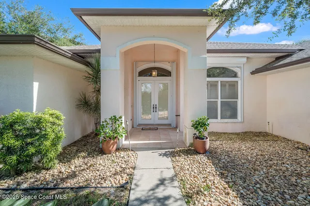 $3,200 | 129 Signature Drive, Melbourne Beach, FL 32951