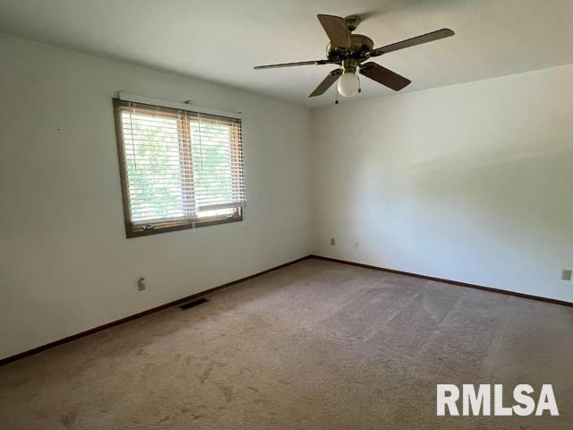 2606 Gaylord Avenue Springfield, IL 62704 - Photo 9 of 12