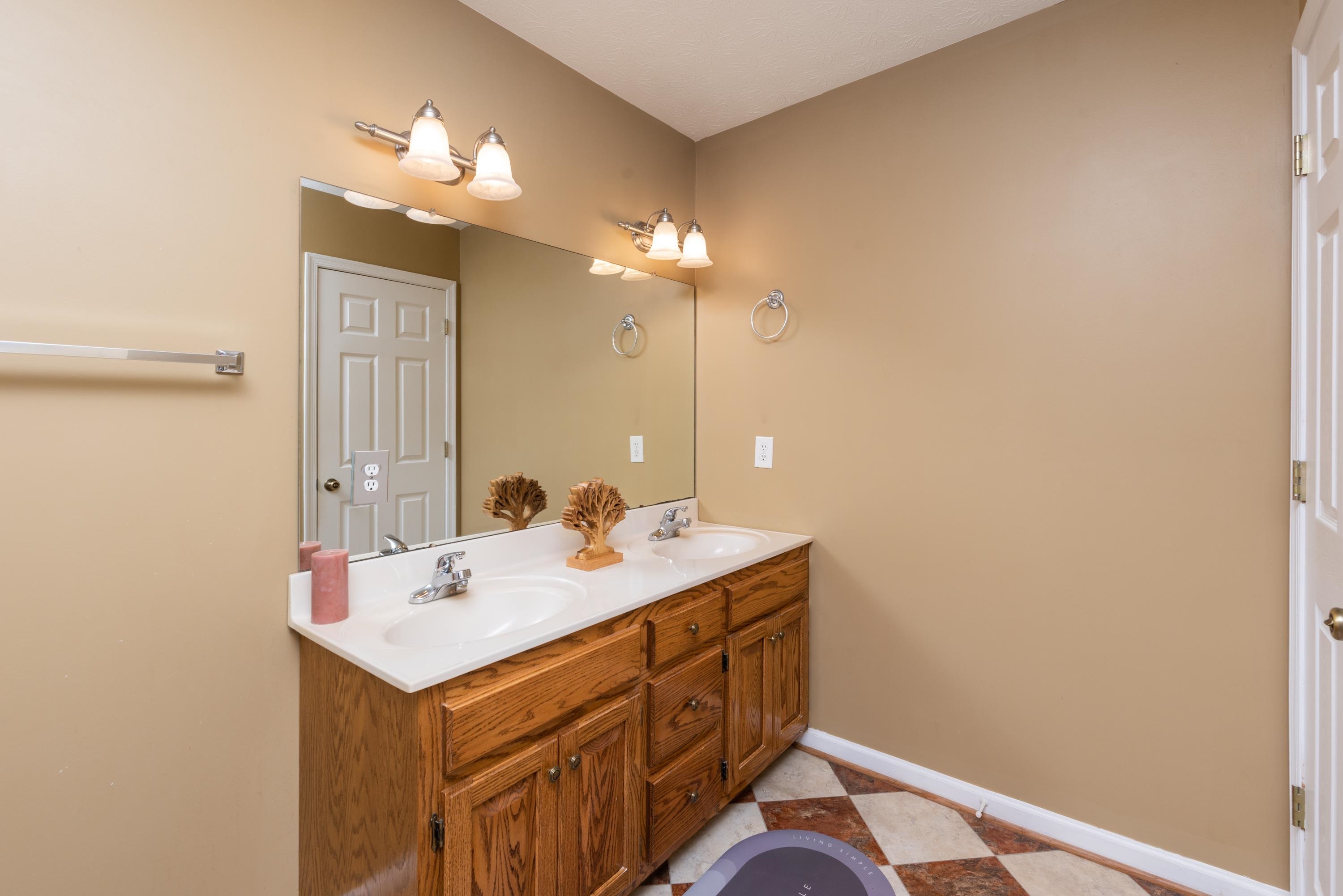 8 Winter Ridge Drive Stuarts Draft, VA 24477 - Photo 17 of 39 Gallery Image 17