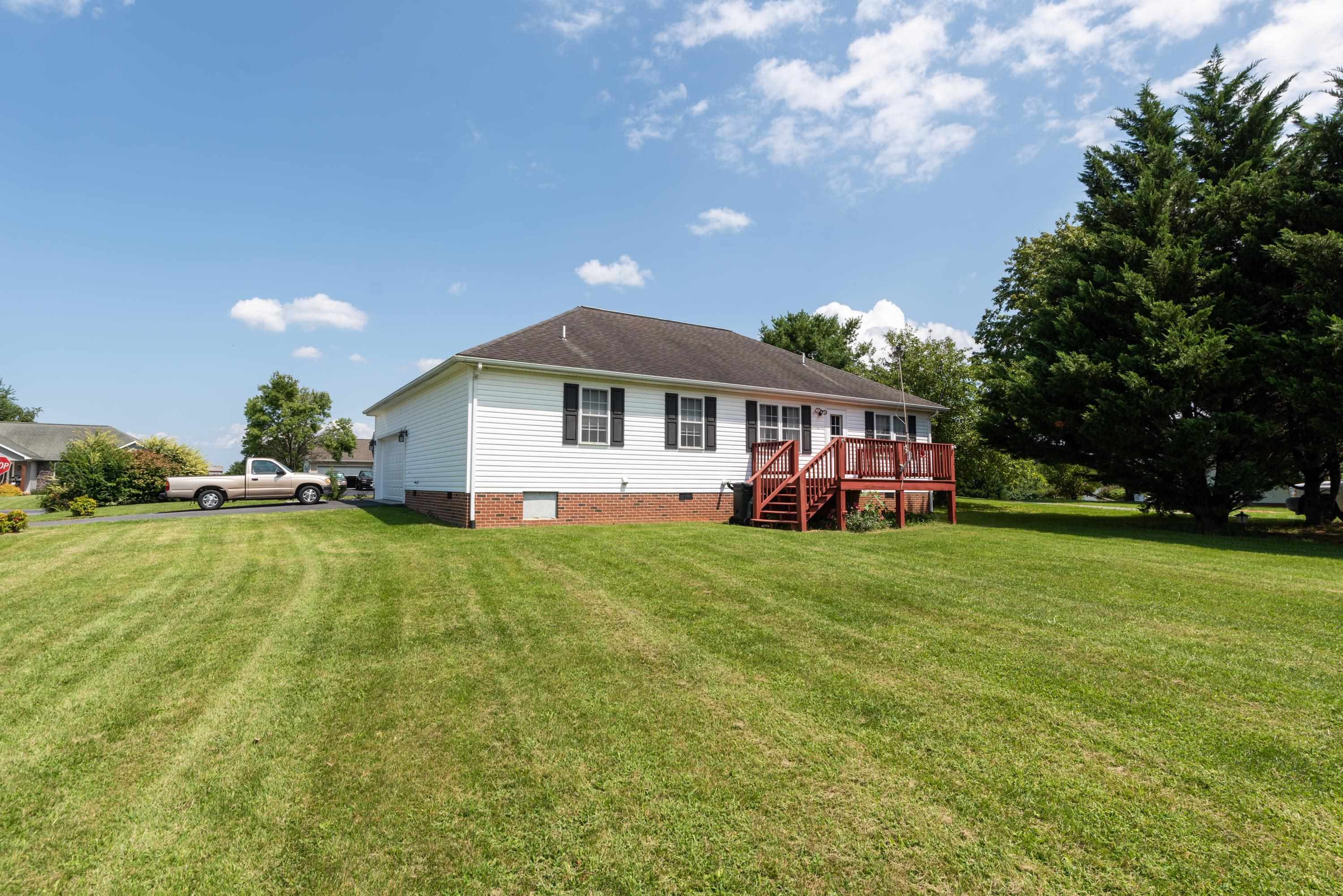 8 Winter Ridge Drive Stuarts Draft, VA 24477 - Photo 32 of 39 Gallery Image 32