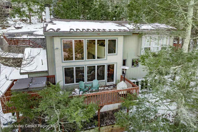 $885,000 | 30 The Loop, Windham, NY 12496