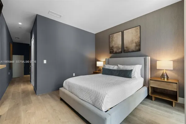 $600,000 | 229 Southwest 9th Street, Unit 705, Miami, FL 33130
