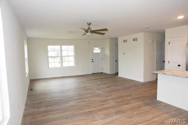 $414,900 | 620 Eisenhower Boulevard, Troy, IL 62294