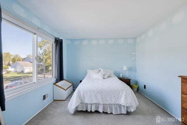 $699,900 | 29 Liberty Drive, Dayton, NJ 08810