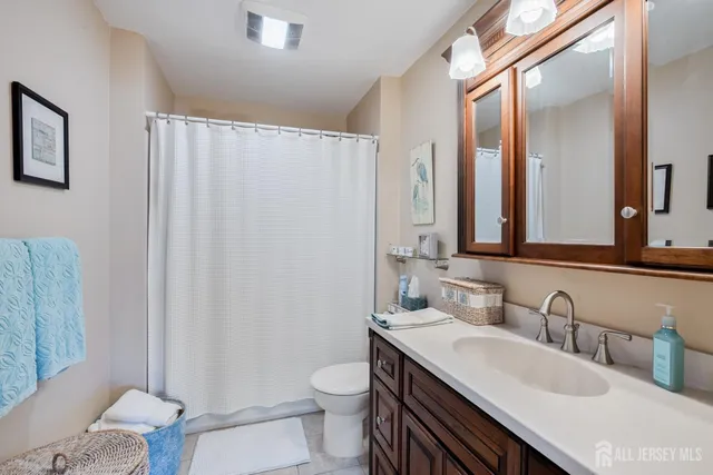 $699,900 | 29 Liberty Drive, Dayton, NJ 08810