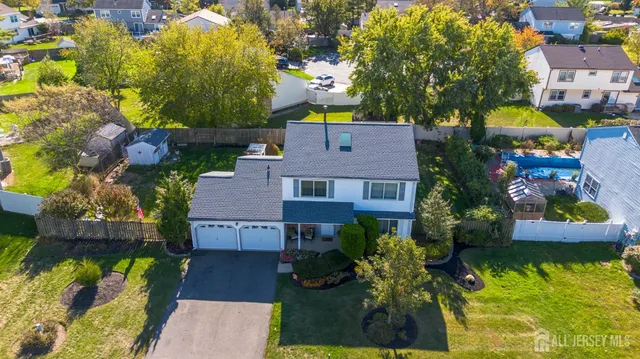 $699,900 | 29 Liberty Drive, Dayton, NJ 08810