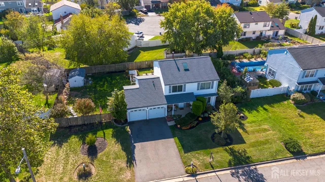 $699,900 | 29 Liberty Drive, Dayton, NJ 08810