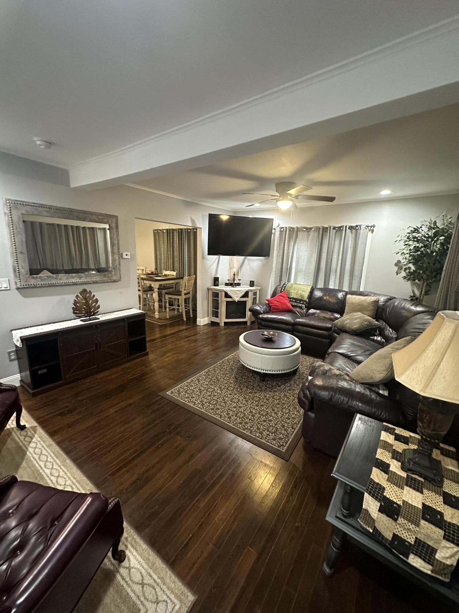 9 Maple Street East Millinocket, ME 04430 - Photo 14 of 27 8C7A4A6C-F0E9-4373-B701-26283F75892D