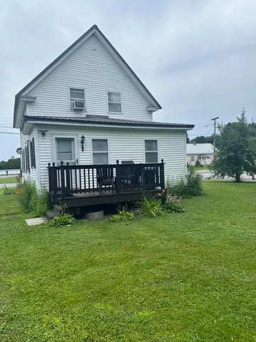 $199,500 | 9 Maple Street, East Millinocket, ME 04430