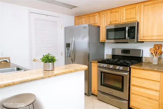 $549,999 | 150 North River Circle, Unit 105, Oceanside, CA 92057