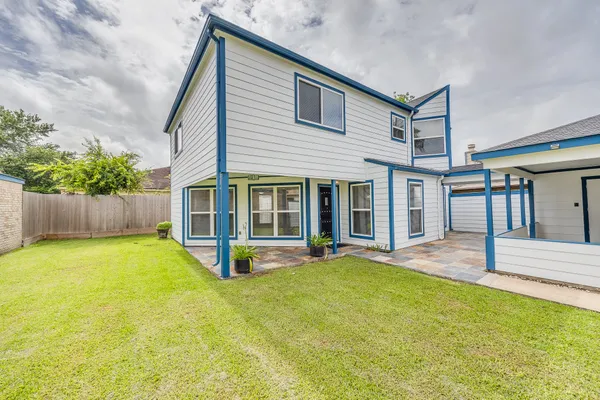 $329,000 | 12411 Sungate Lane, Houston, TX 77071