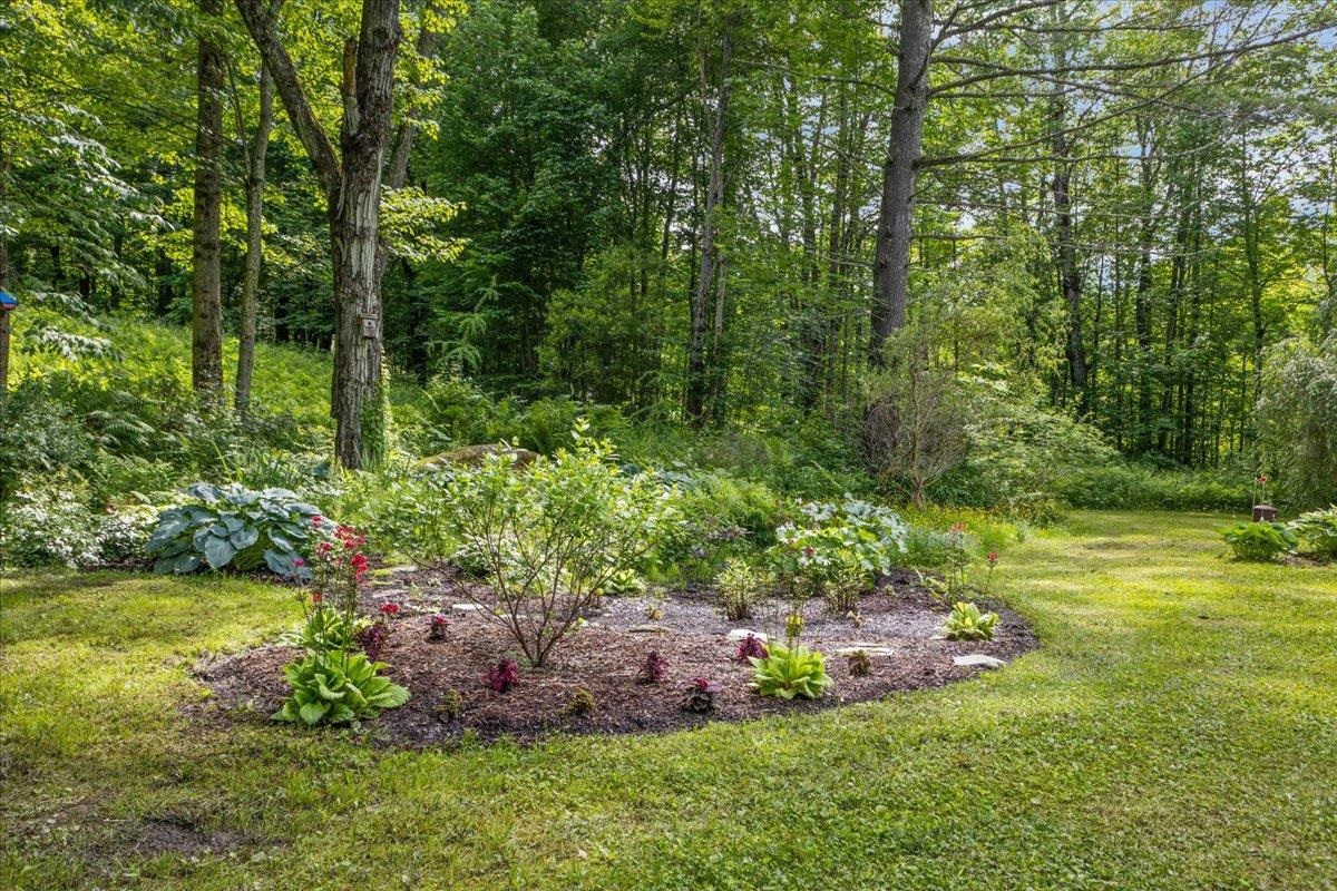 1954 Texas Hill Road Hinesburg, VT 05461 - Photo 39 of 52