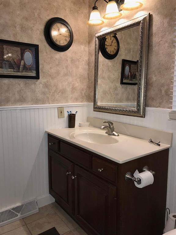 4141 West Carr Hill Road Columbus, IN 47201 - Photo 19 of 43 Gallery Image 19