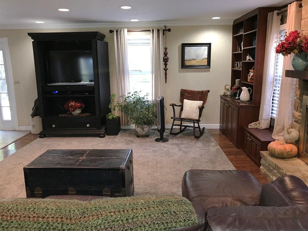 4141 West Carr Hill Road Columbus, IN 47201 - Photo 5 of 43 Gallery Image 5