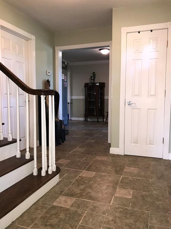 4141 West Carr Hill Road Columbus, IN 47201 - Photo 6 of 43 Gallery Image 6