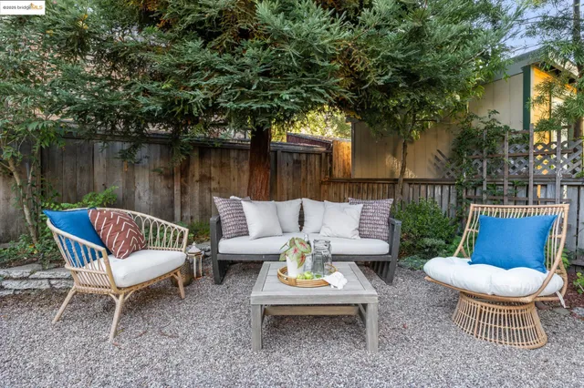 $995,000 | 1622 Belvedere Avenue, Berkeley, CA 94702