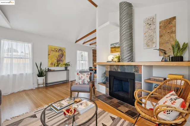 $995,000 | 1622 Belvedere Avenue, Berkeley, CA 94702