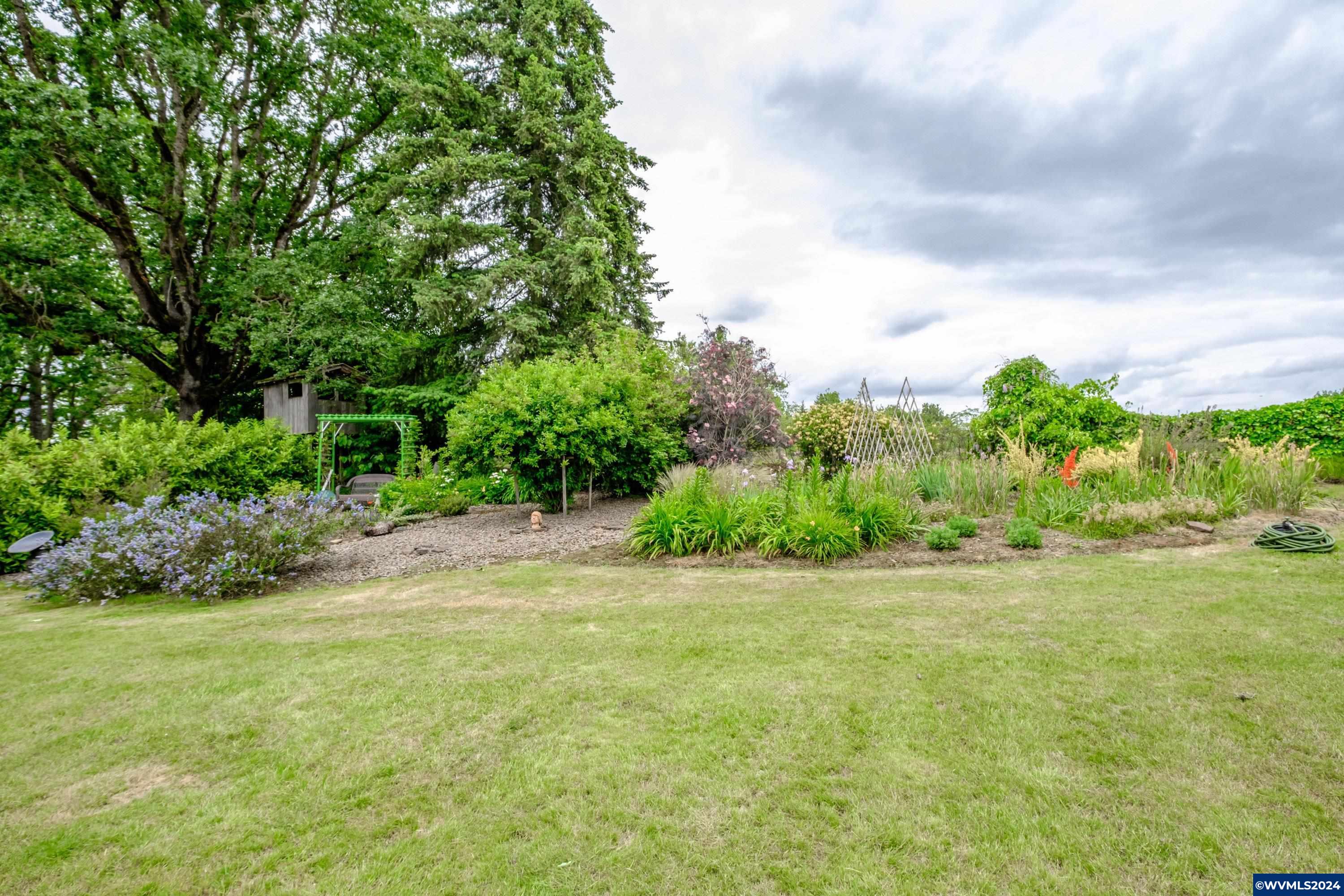 6913 Sunnyview Road Northeast Salem, OR 97305 - Photo 40 of 41 Gallery Image 40