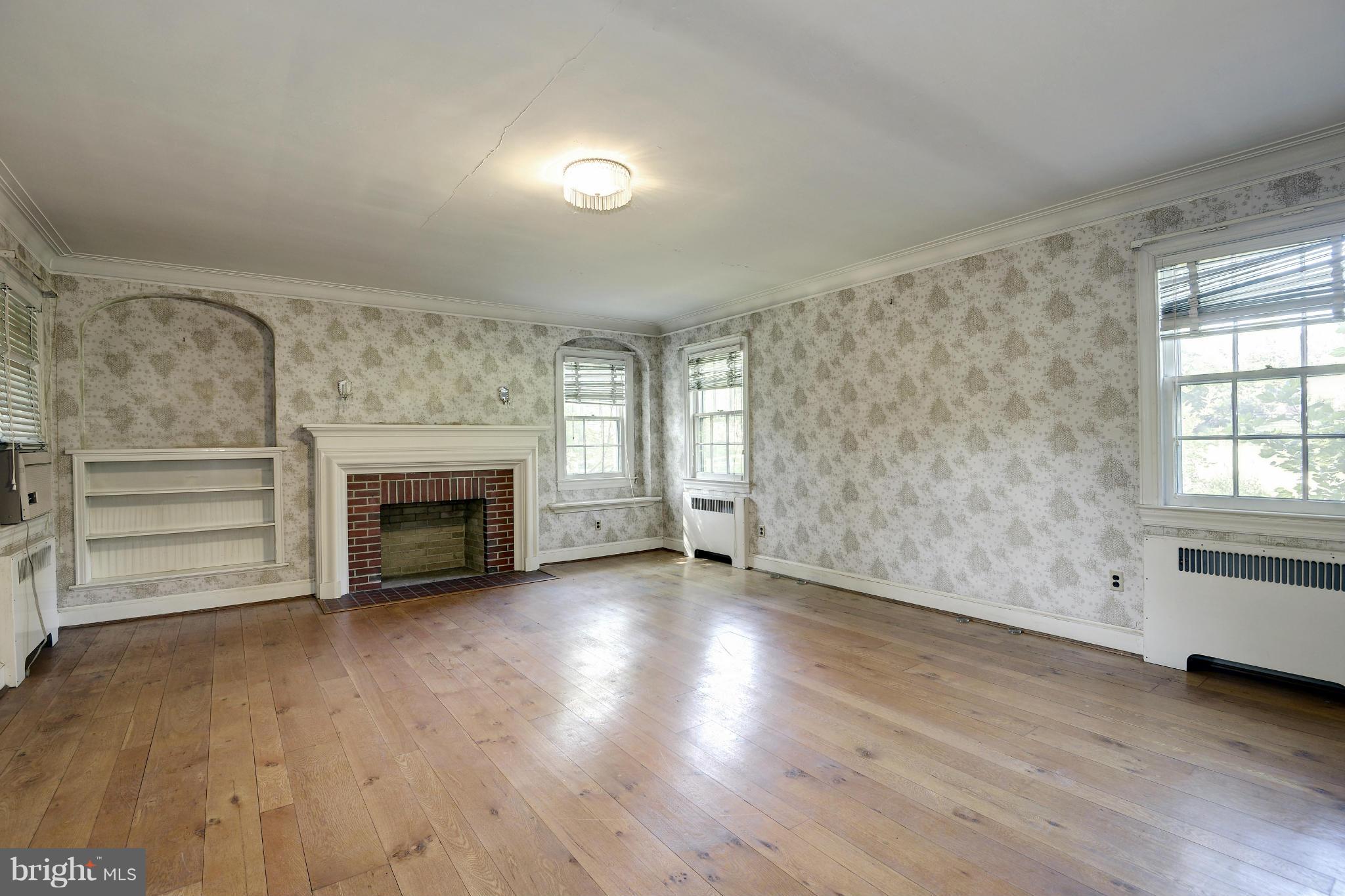 9420 River Road Potomac, MD 20854 - Photo 6 of 8 Dining Room