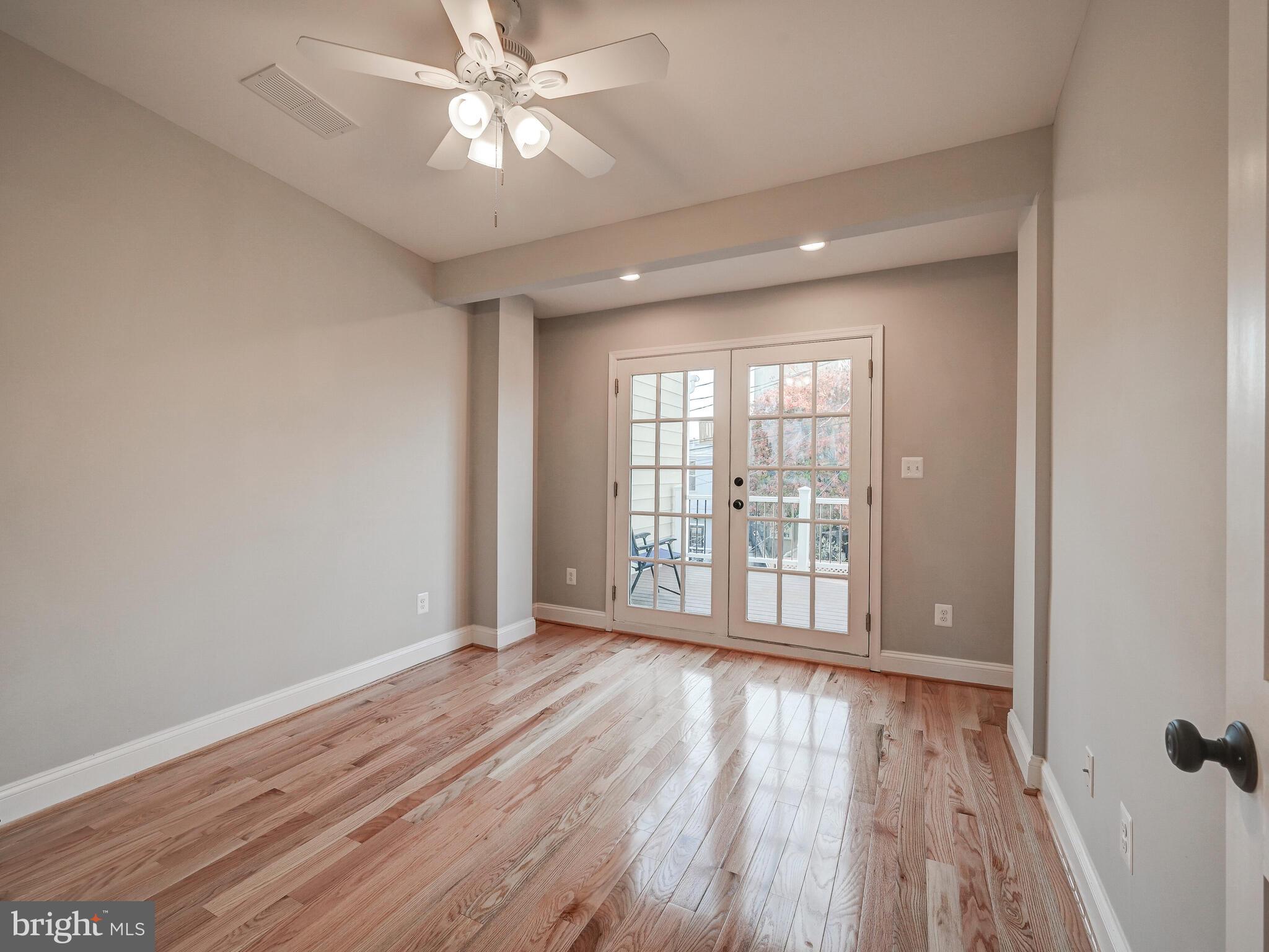 1140 Cooksie Street Baltimore, MD 21230 - Photo 23 of 54 Rear BR with double door access to deck