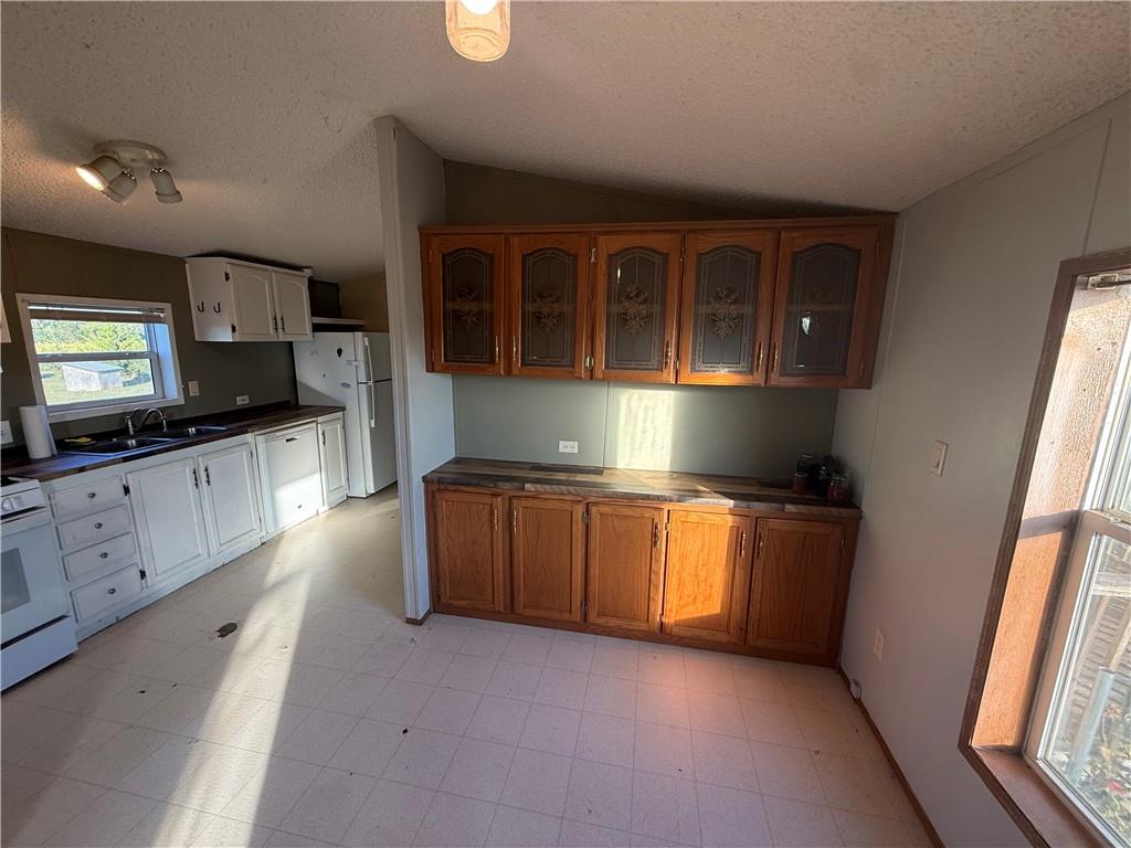 596 Jackson Road Pomona, KS 66076 - Photo 4 of 30 Gallery Image 4