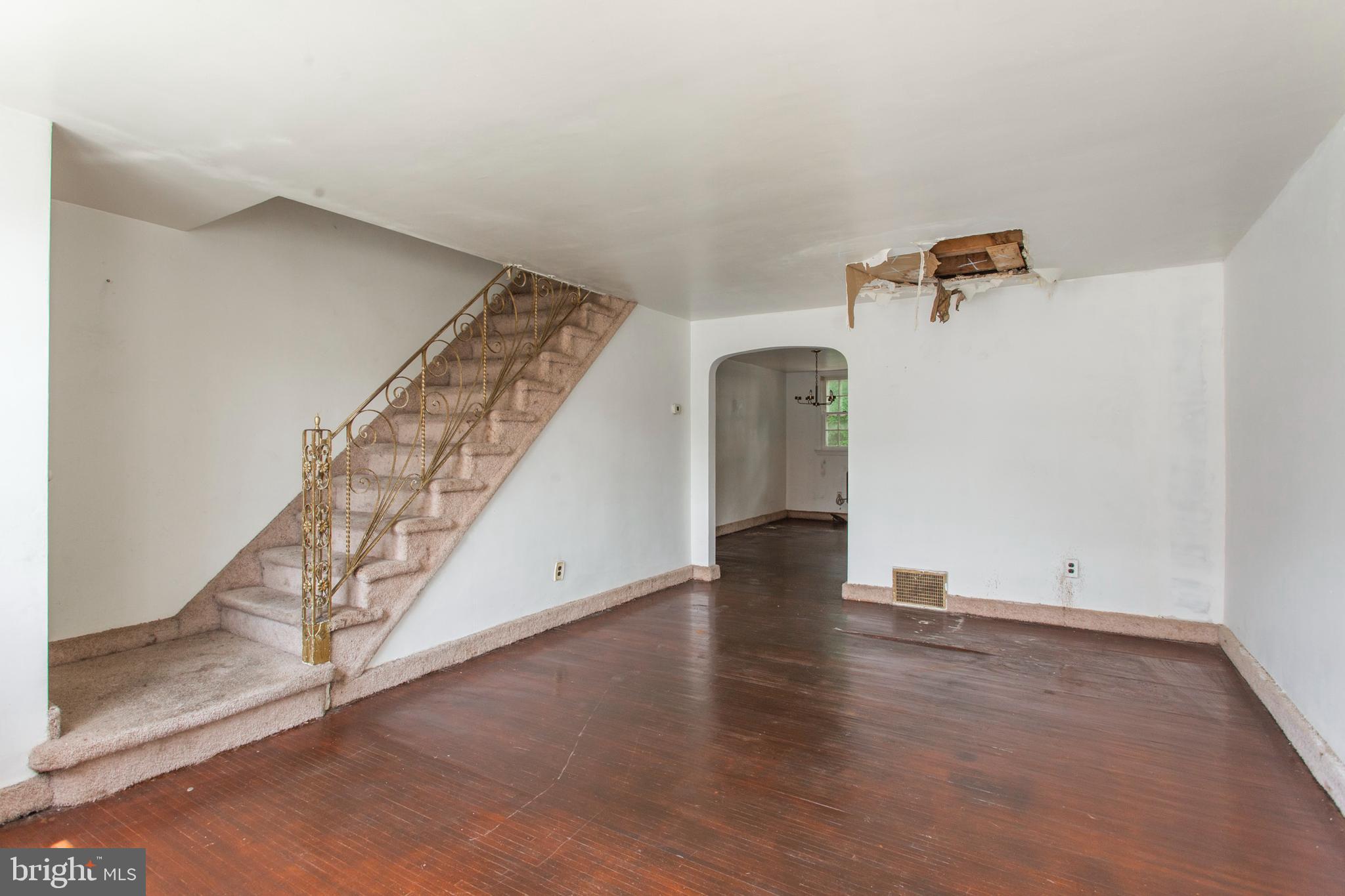 39 Concord Road Darby, PA 19023 - Photo 2 of 30