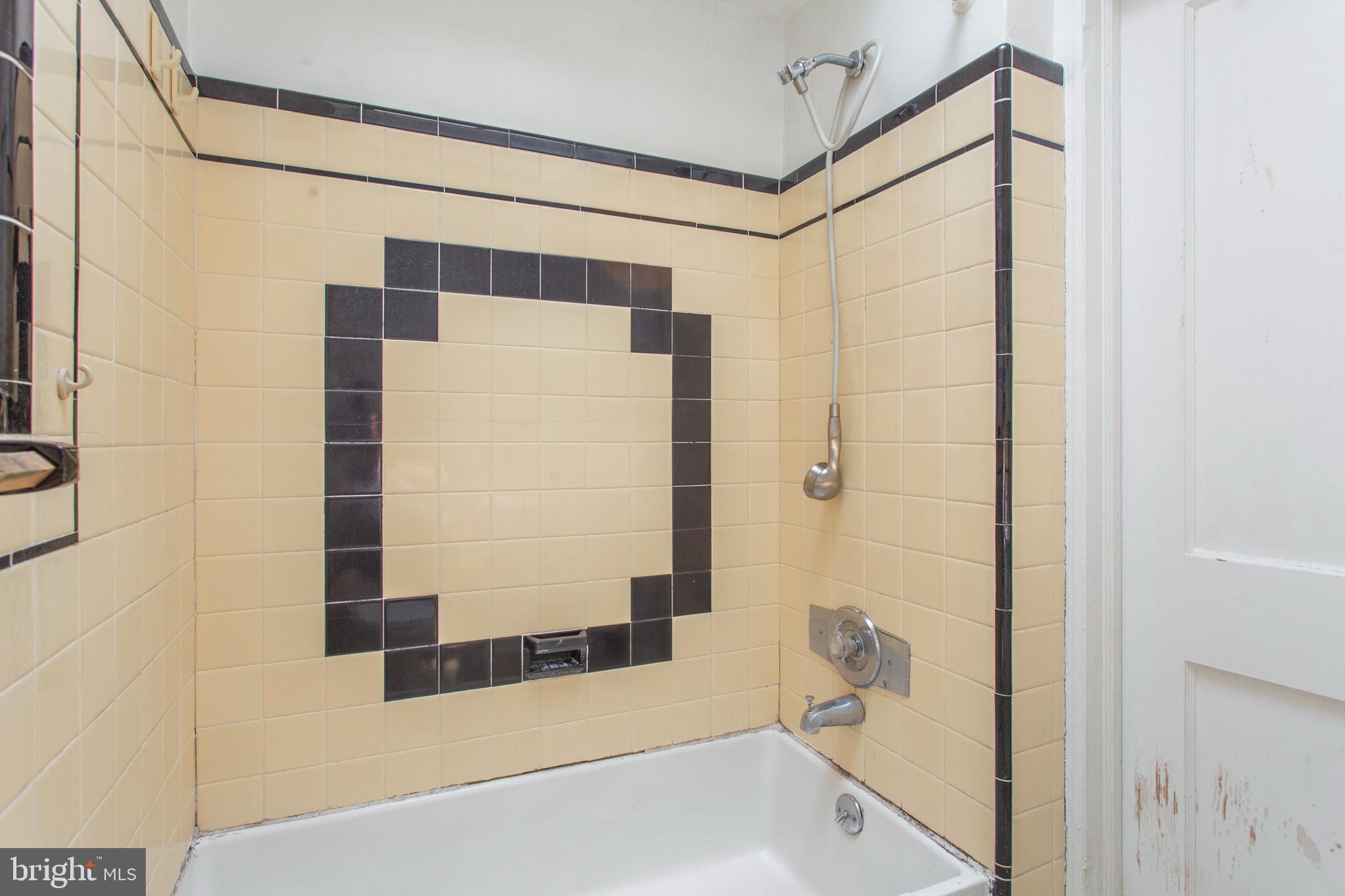 39 Concord Road Darby, PA 19023 - Photo 18 of 30