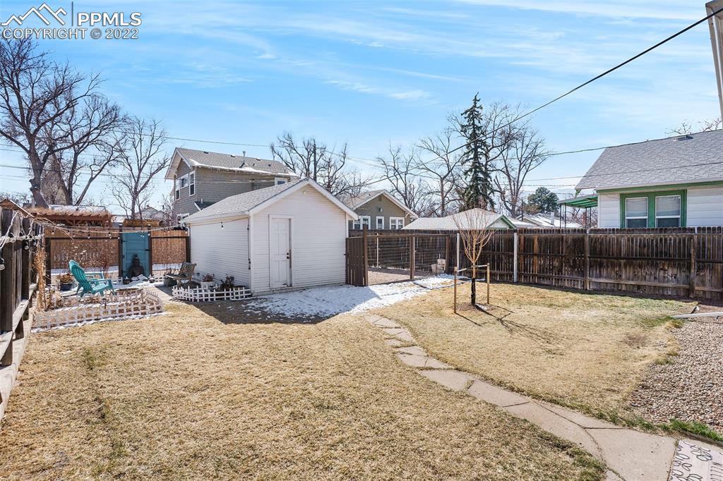 1009 East Monument Street Colorado Springs, CO 80903 - Photo 25 of 38