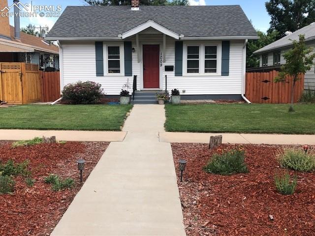 1009 East Monument Street Colorado Springs, CO 80903 - Photo 3 of 38