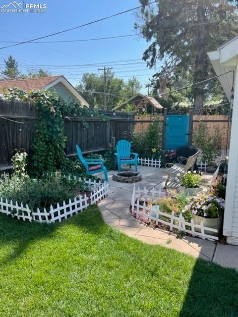 1009 East Monument Street Colorado Springs, CO 80903 - Photo 37 of 38