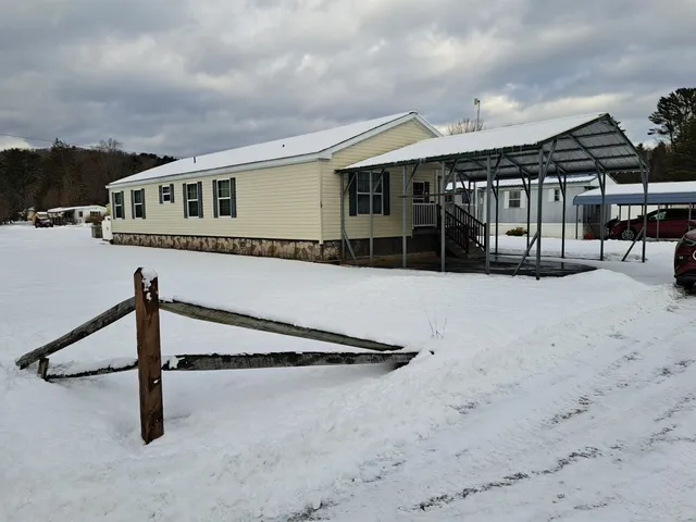 $229,900 | 19 Spruce Park Drive, Unit 19, Plainfield, NH 03781