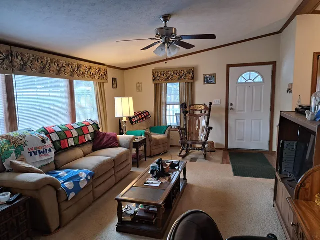 $229,900 | 19 Spruce Park Drive, Unit 19, Plainfield, NH 03781