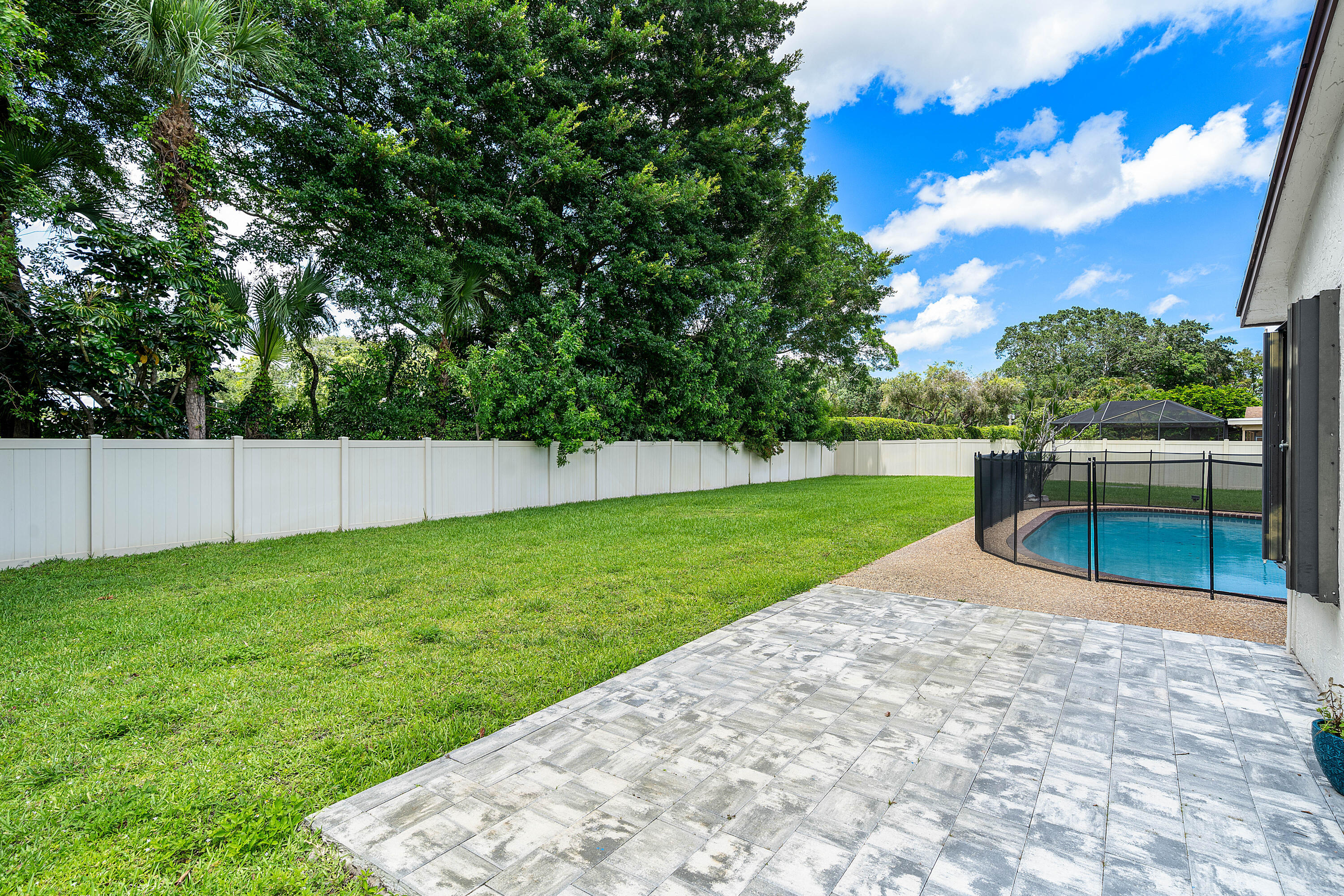 18235 104th Terrace South Boca Raton, FL 33498 - Photo 38 of 50 038-18235104thTerraceSouth-BocaRaton-FL-