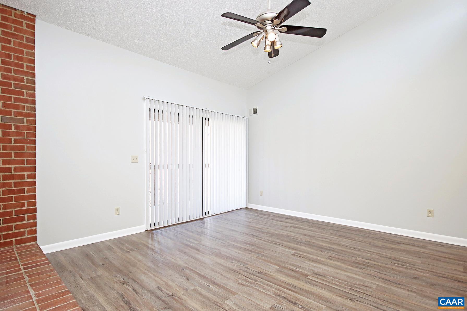 103 Turtle Creek Road, Unit 9 Charlottesville, VA 22901 - Photo 3 of 13