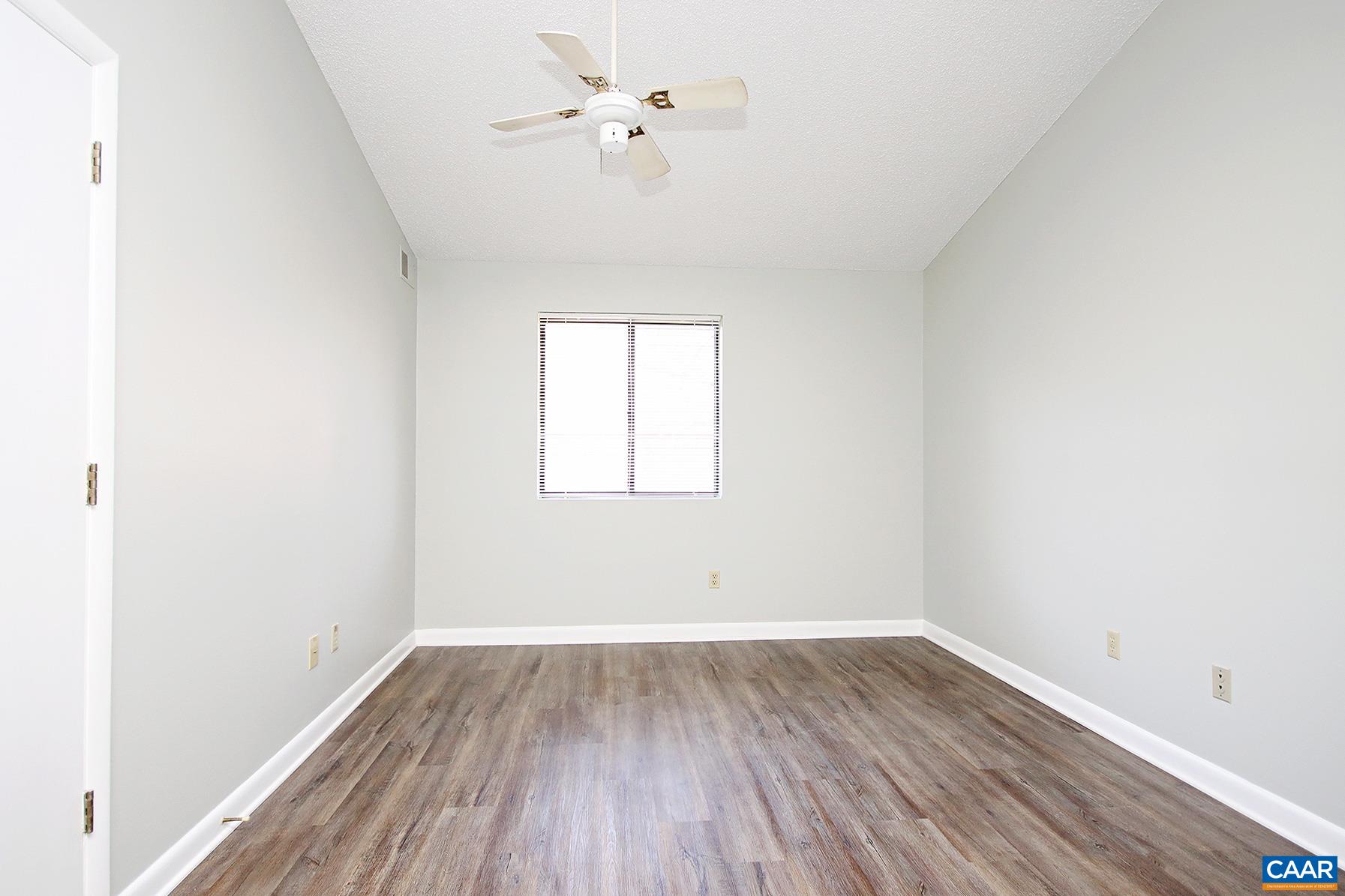 103 Turtle Creek Road, Unit 9 Charlottesville, VA 22901 - Photo 7 of 13