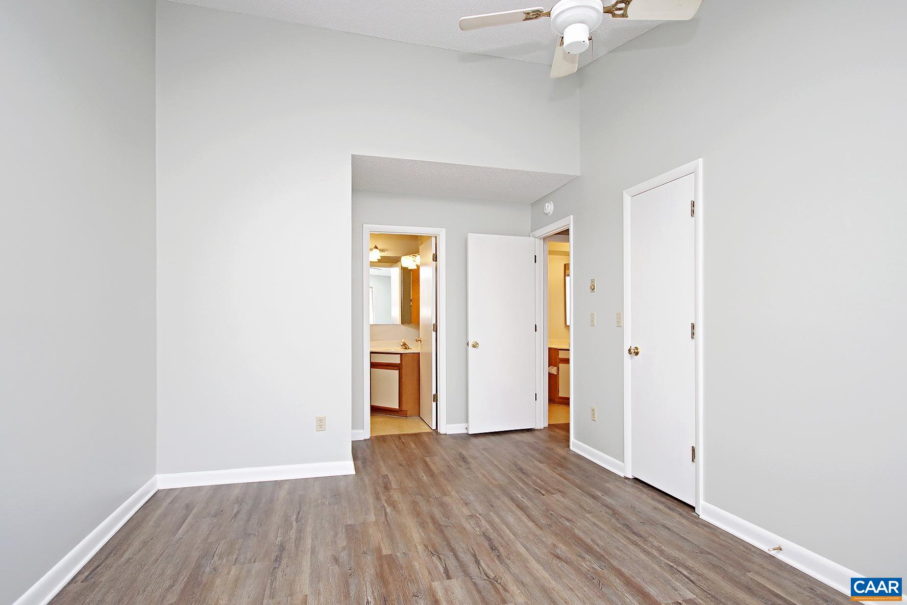 103 Turtle Creek Road, Unit 9 Charlottesville, VA 22901 - Photo 8 of 13