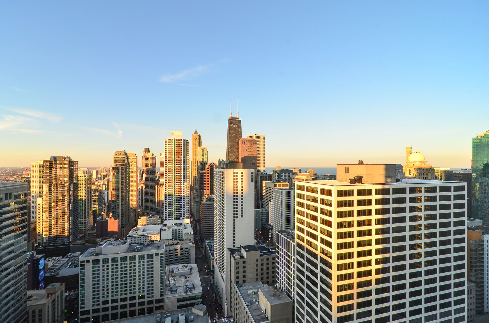 405 North Wabash Avenue, Unit 4512 Chicago, IL 60611 - Photo 8 of 20 a view of a city with tall buildings