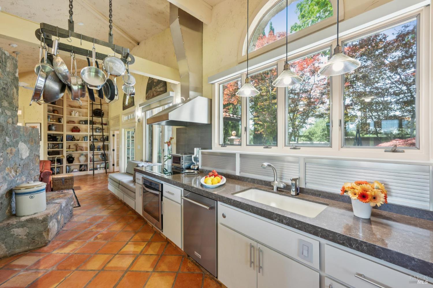 1633 Dry Creek Road Healdsburg, CA 95448 - Photo 20 of 64