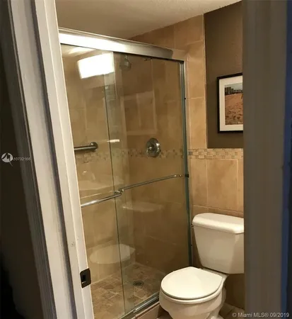 $2,200 | 2400 Northeast 16th Street, Unit 109, Pompano Beach, FL 33062