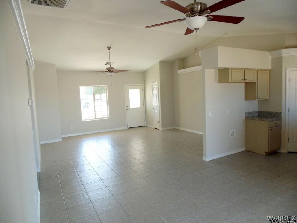 2105 Ridgeview Road Kingman, AZ 86401 - Photo 7 of 24 Gallery Image 7