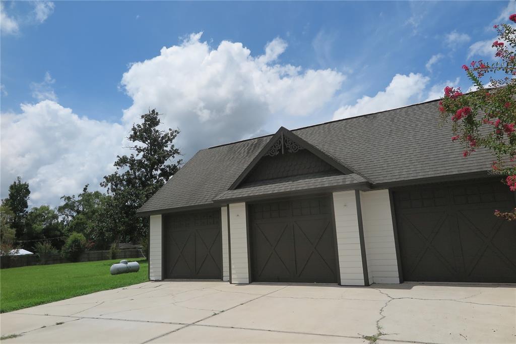 105 Southeast 1st Avenue Lake Butler, FL 32054 - Photo 7 of 69