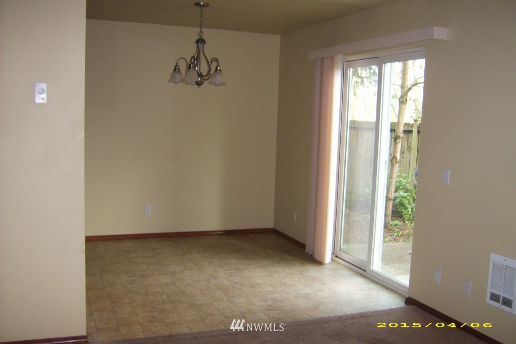 11911 East Gibson Road, Unit B Everett, WA 98204 - Photo 9 of 19 a view of a room with window