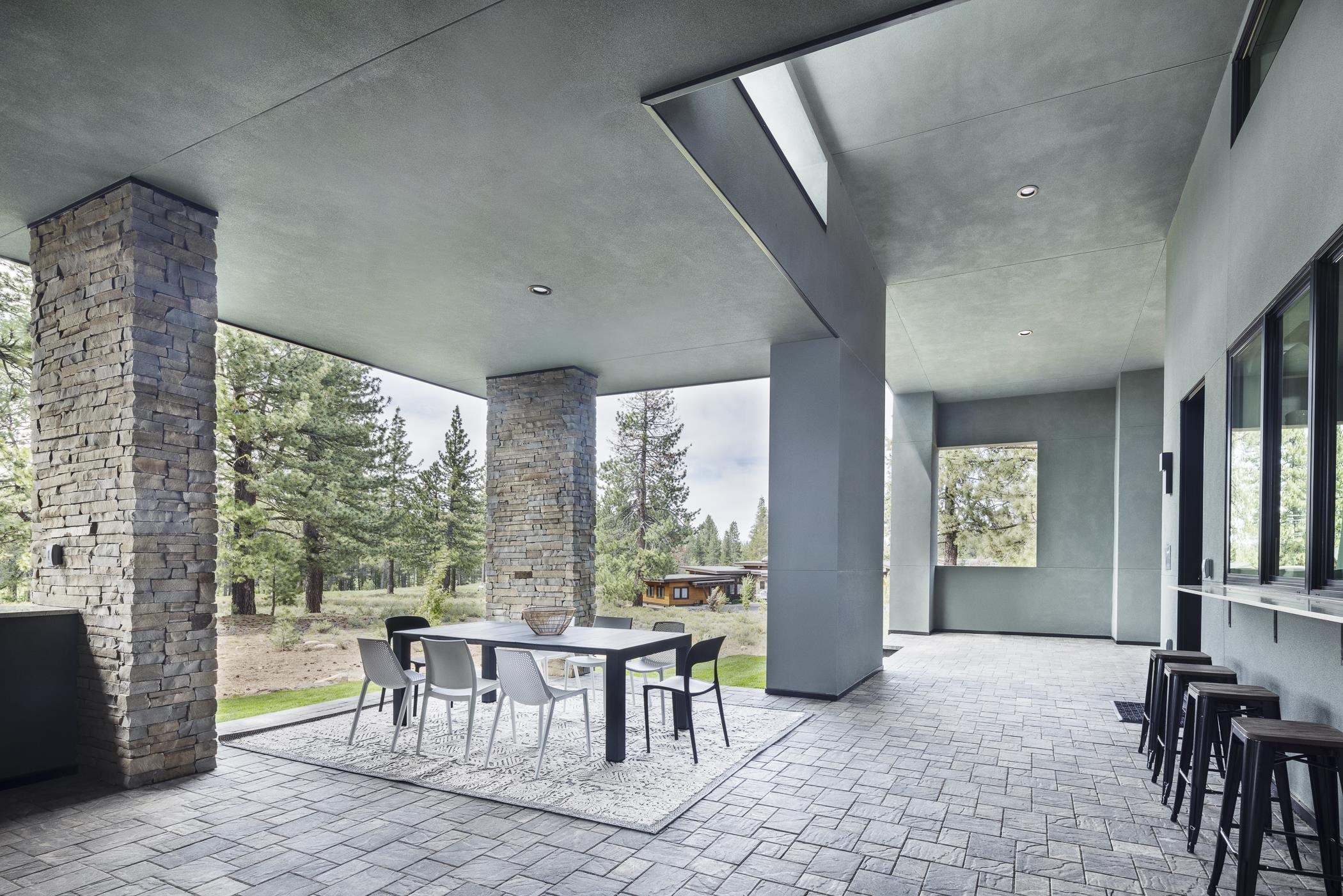 11639 Henness Road Truckee, CA 96161 - Photo 16 of 21 Gallery Image 16