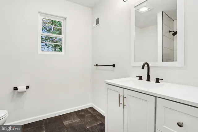 $699,000 | 37 Osage Trail, Medford Lakes, NJ 08055